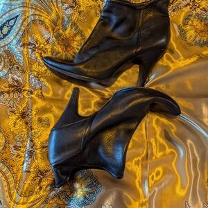 Elegant Black Real Soft Leather Ankle Boots